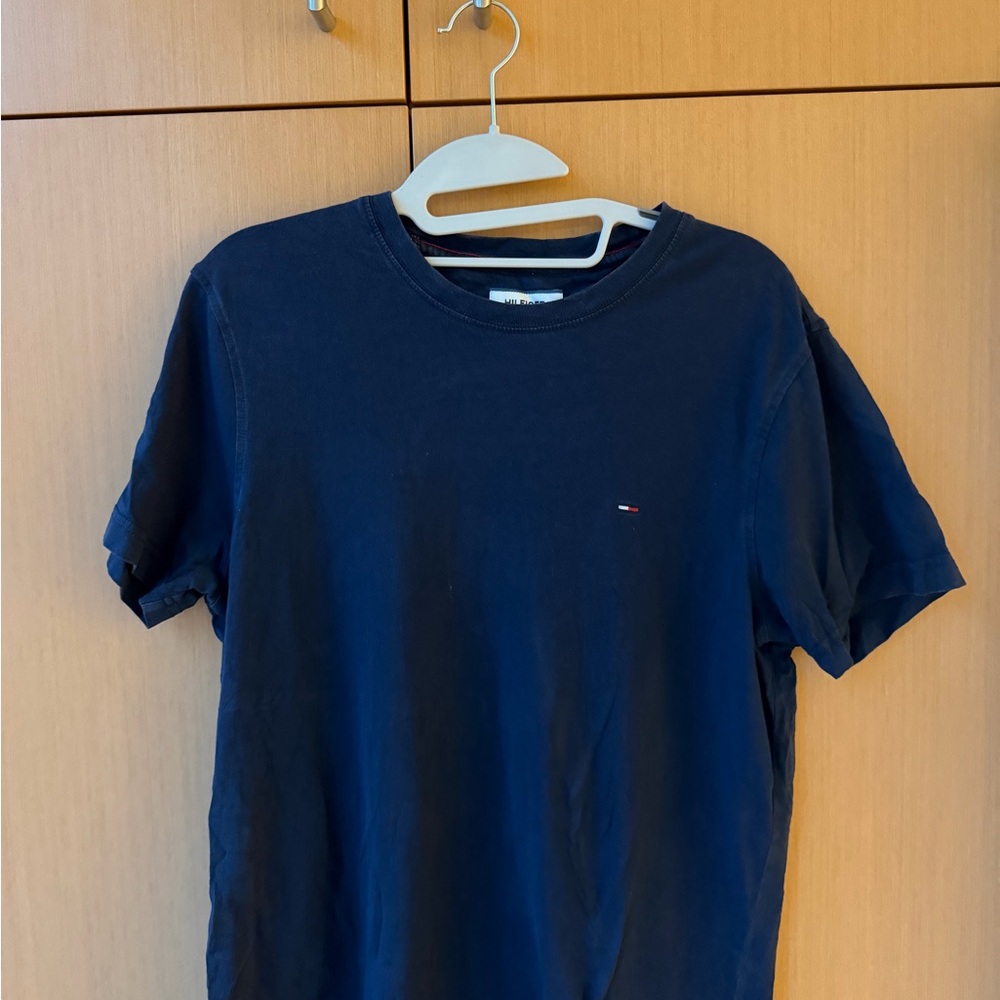 Tommy Hilfiger Men's Dark Blue Short Sleeve Tee